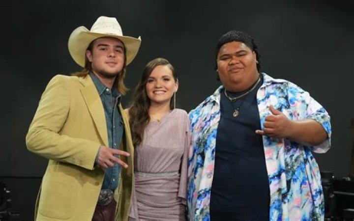 ‘American Idol’s Colin Stough Teases The Season 21 Finale (Exclusive) – Hollywood Life