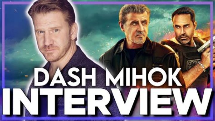 Dash Mihok Spills Scoop — Exclusive – Hollywood Life